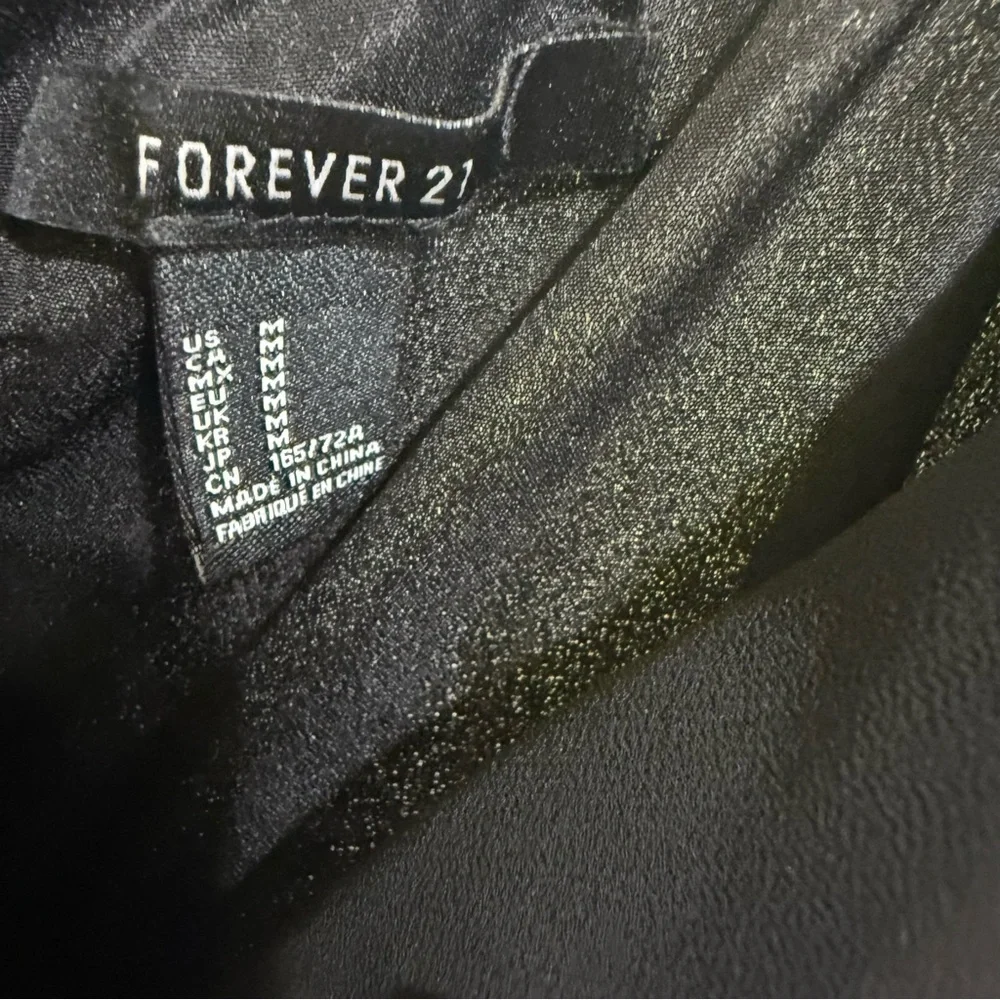 Forever 21 Black V-Neck Jumpsuit - Picture 7 of 7